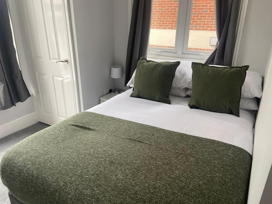 Central Southsea Boutique 2 Bedroom Flat بورتسماوث المظهر الخارجي الصورة